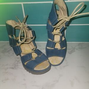 Women's Fly London Wedge Sandal Size 35/USA 4.5 BLUE